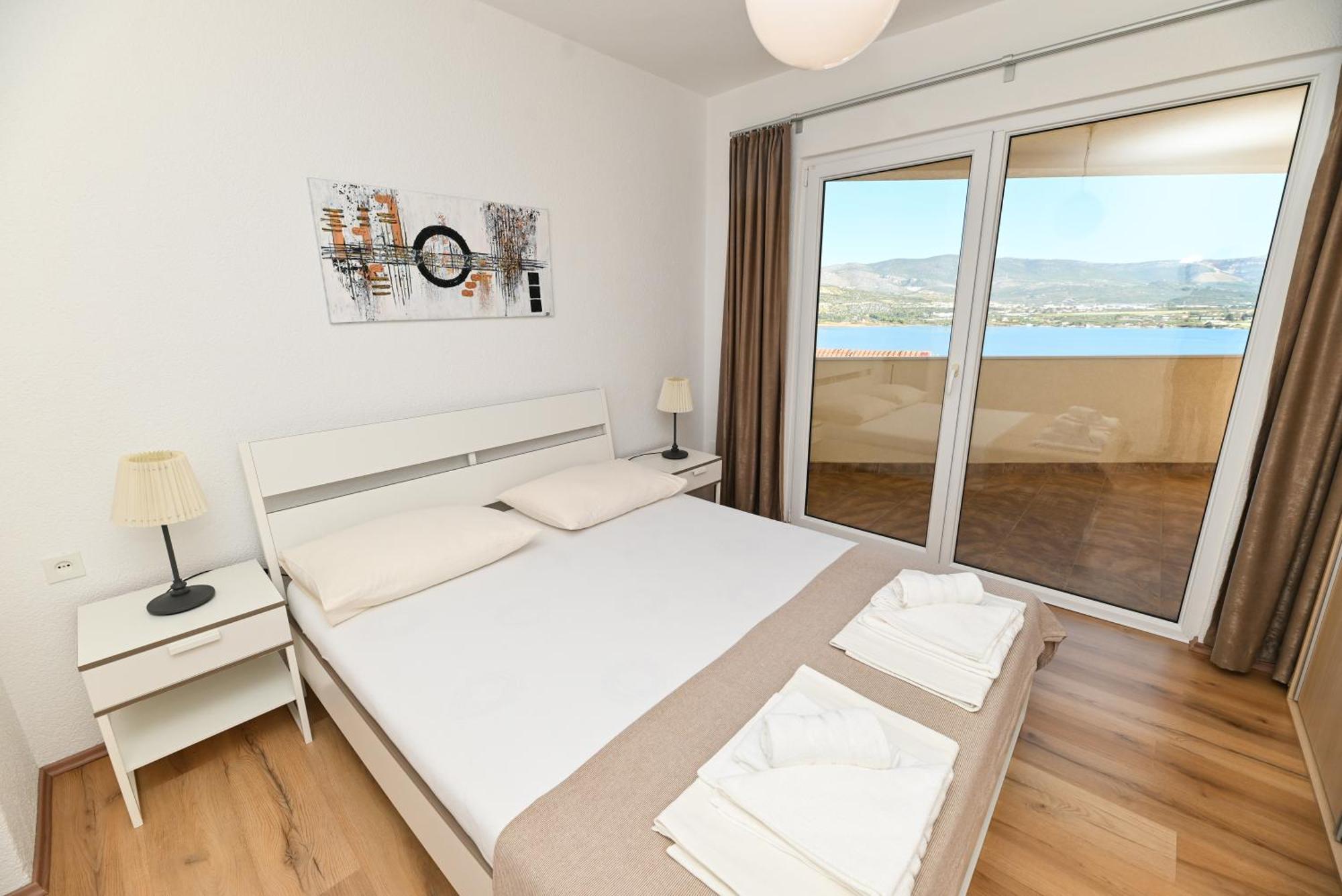 Apartments Bluesky Trogir Buitenkant foto