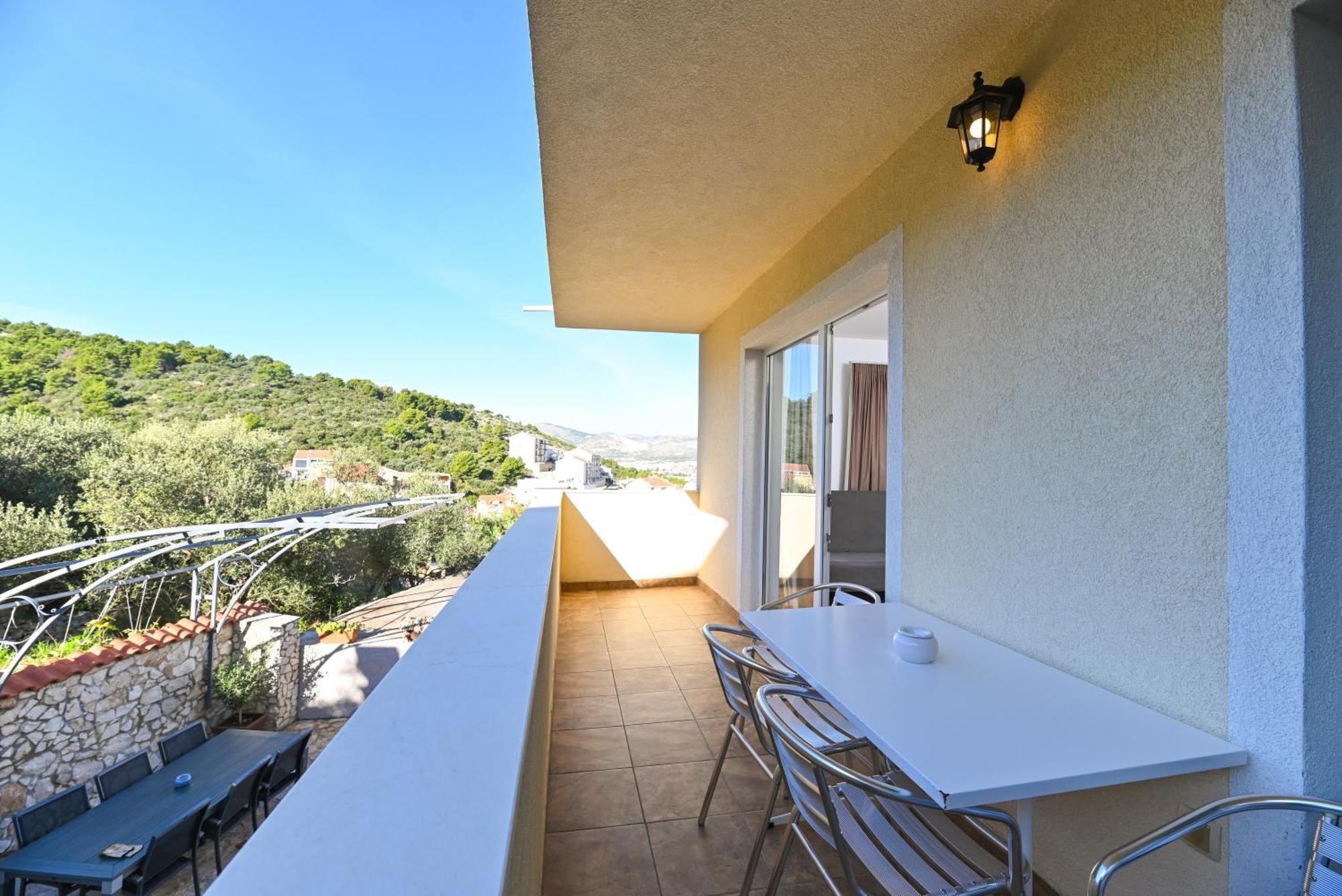 Apartments Bluesky Trogir Buitenkant foto