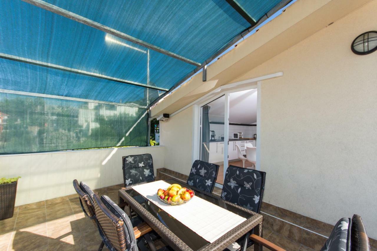 Apartments Bluesky Trogir Buitenkant foto