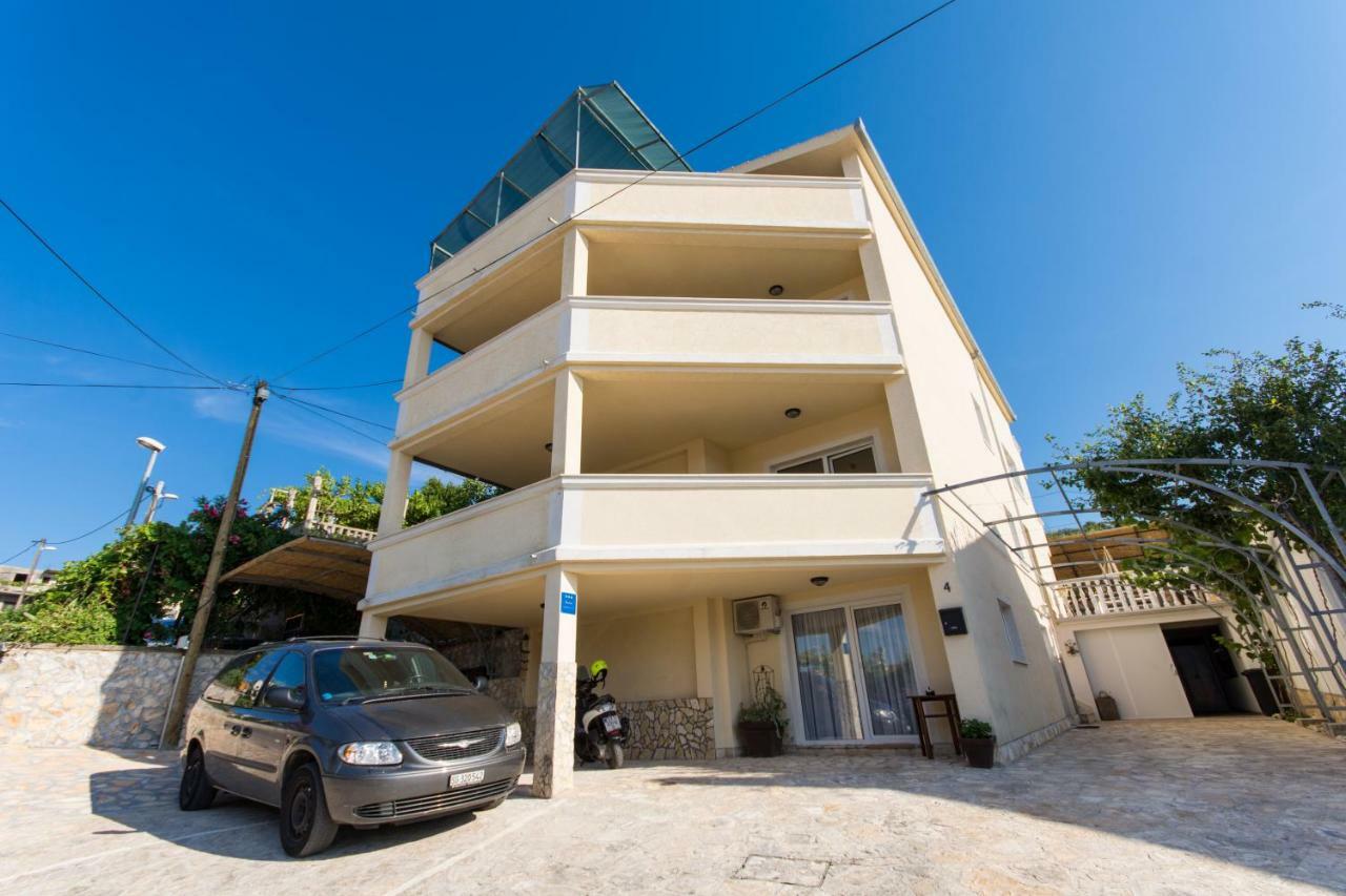 Apartments Bluesky Trogir Buitenkant foto