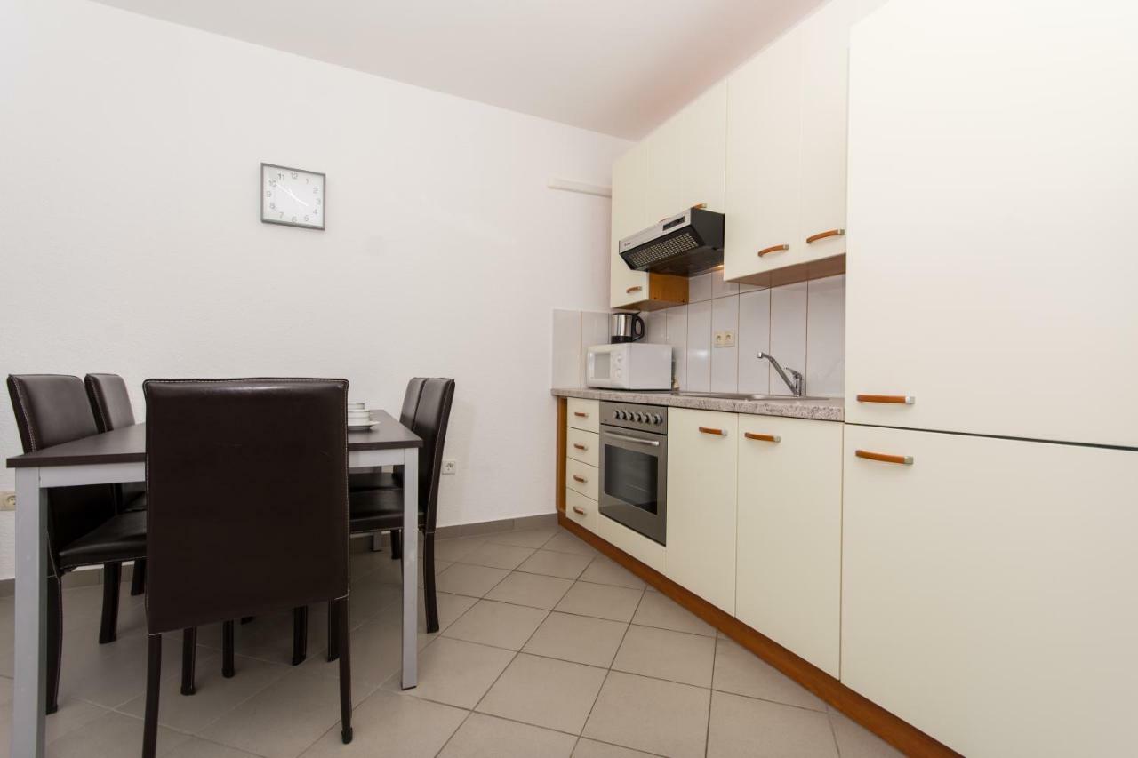 Apartments Bluesky Trogir Buitenkant foto