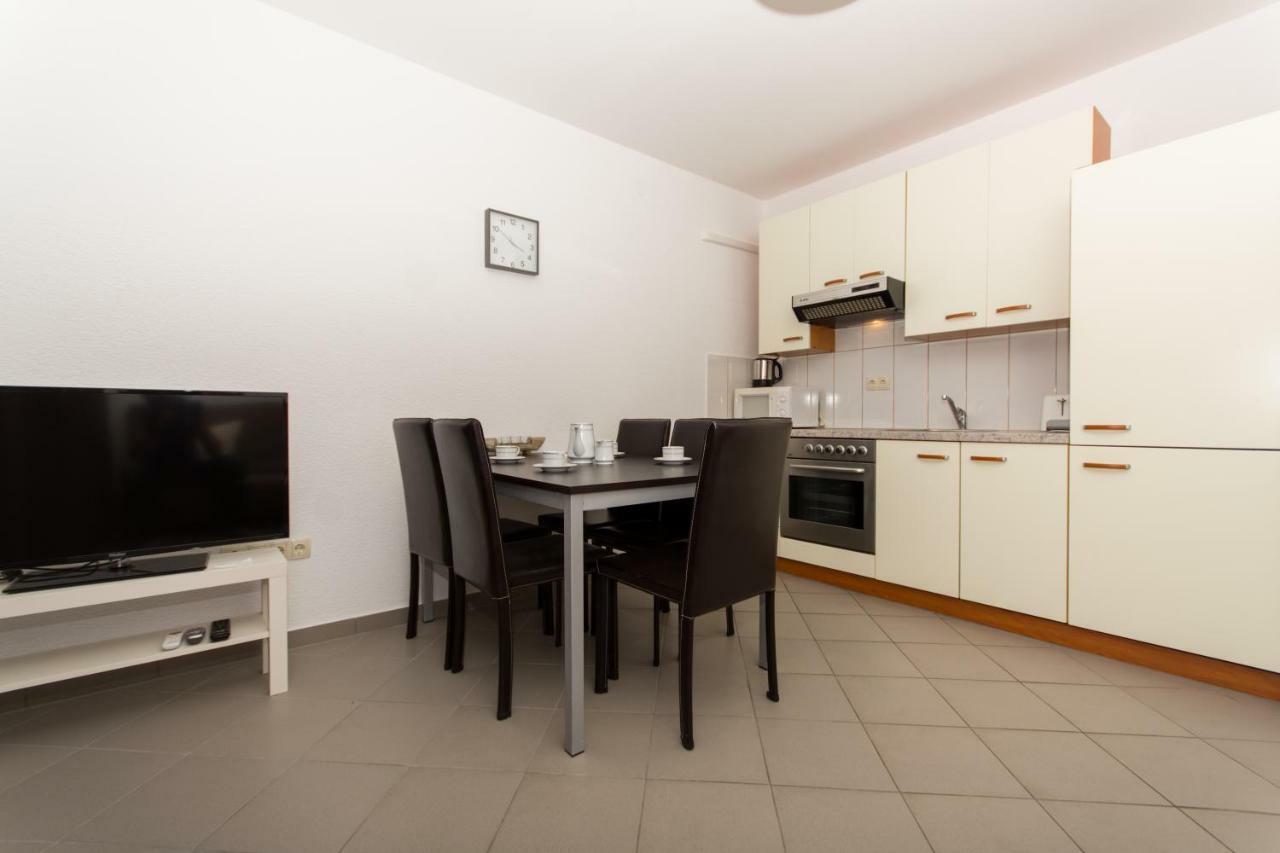 Apartments Bluesky Trogir Buitenkant foto
